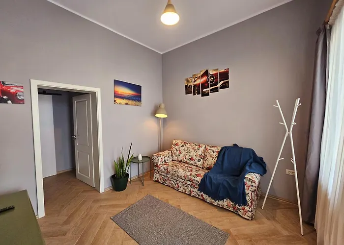 Zig Zag 6 - Old Town * Constanţa