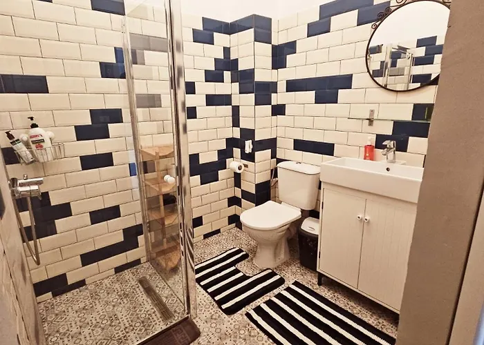 Zig Zag 6 - Old Town * Constanţa